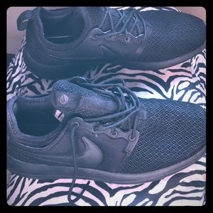 Women’s Nike Roshe 2